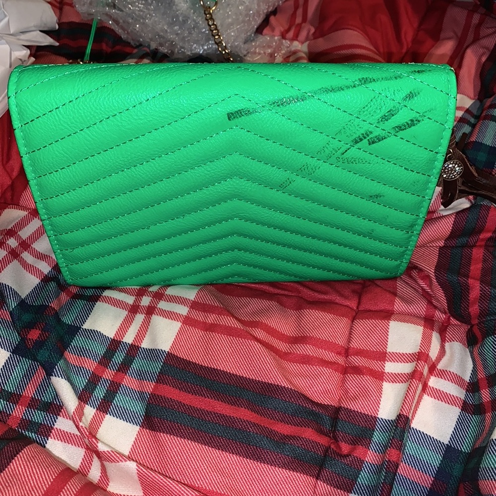 Purse (NEW) - Picture 2 of 6